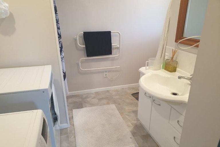 Photo of property in 31 Kaihuia Street, Northland, Wellington, 6012