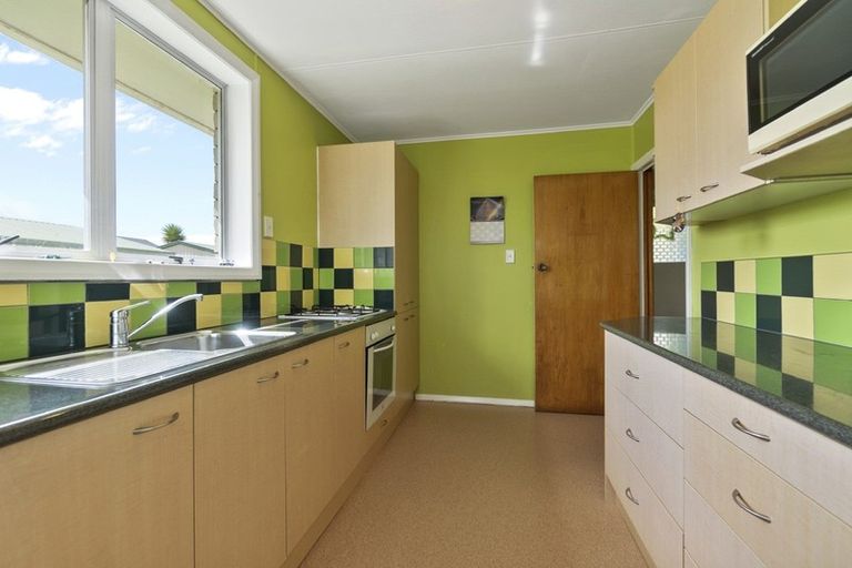 Photo of property in 49 Rutherford Street, Chedworth, Hamilton, 3210