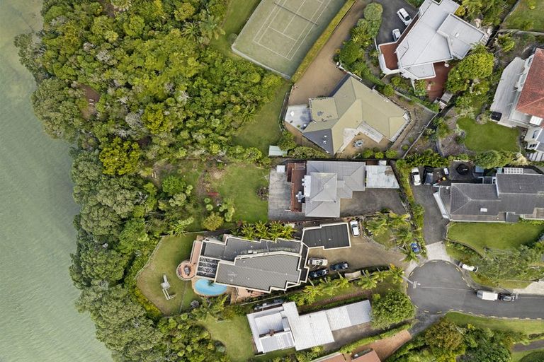 Photo of property in 17 Tui Vale Road, Shelly Park, Auckland, 2014