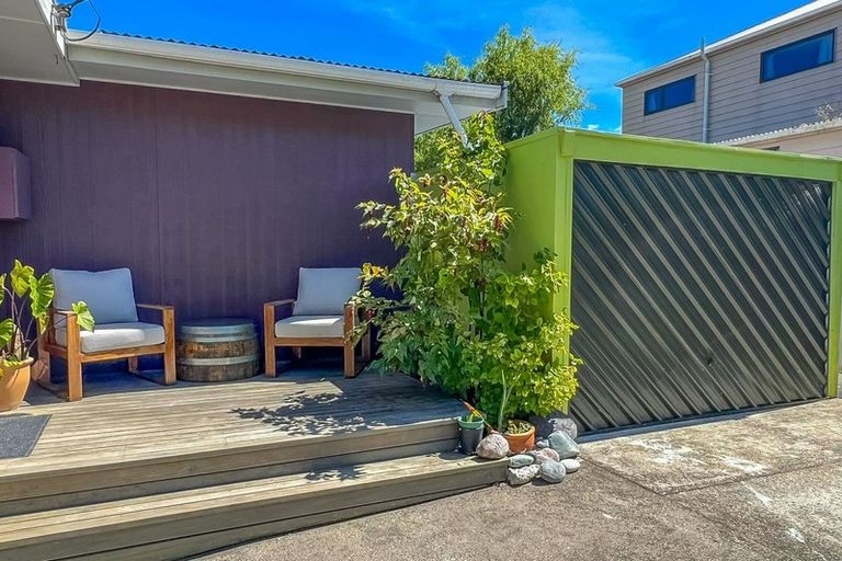 Photo of property in 143a Waikawa Road, Picton, 7220