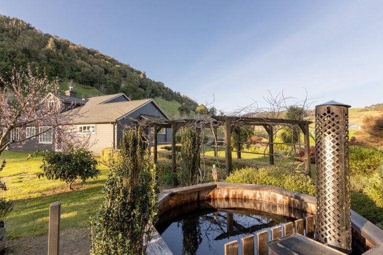 Photo of property in 115 Ngatitangata Road, Waihi, 3681