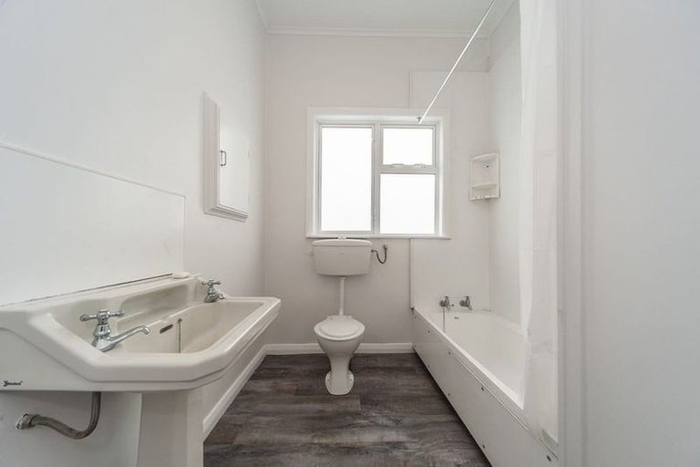 Photo of property in 54 Calabar Road, Miramar, Wellington, 6022