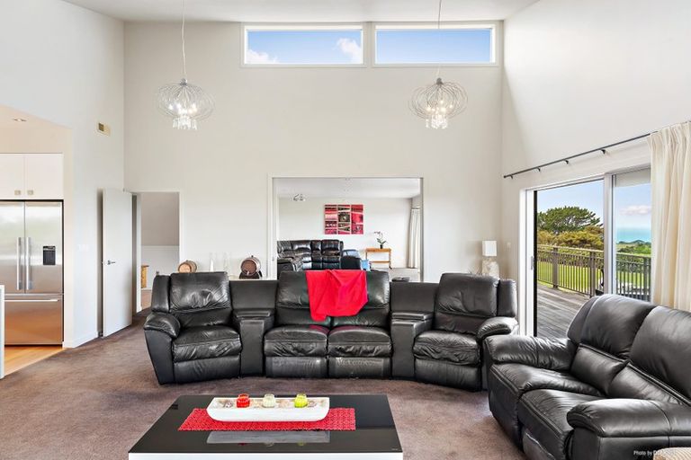 Photo of property in 170 Wade River Road, Wade Heads, Whangaparaoa, 0932