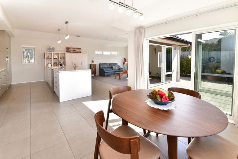 Photo of property in 65 Chesterfield Way, Orewa, 0931