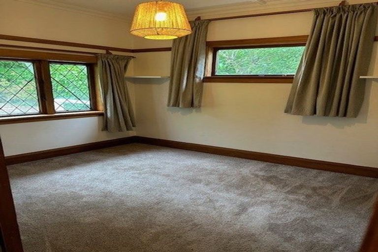 Photo of property in 3 Crawford Road, Kilbirnie, Wellington, 6022