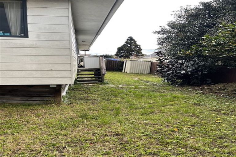 Photo of property in 93a Henderson Valley Road, Henderson, Auckland, 0612