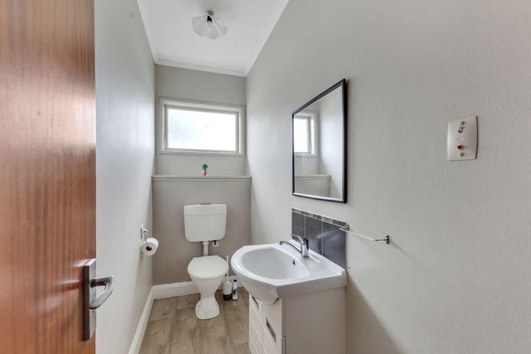 Photo of property in 47 Cameron Street, New Plymouth, 4310