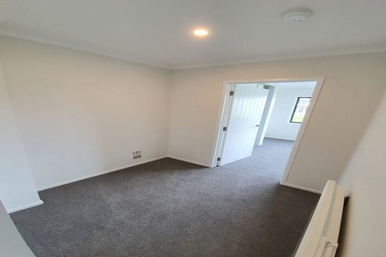 Photo of property in 4b Nohoanga Road, Karaka, Papakura, 2113