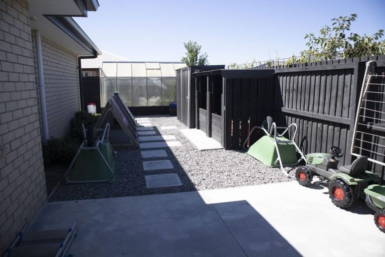 Photo of property in 24 Temple Avenue, Lincoln, 7608