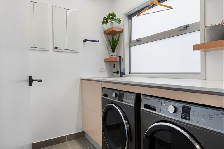 Photo of property in 6a Hart Street, Mount Maunganui, 3116