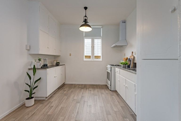 Photo of property in 6 Keith Street, Roslyn, Palmerston North, 4414