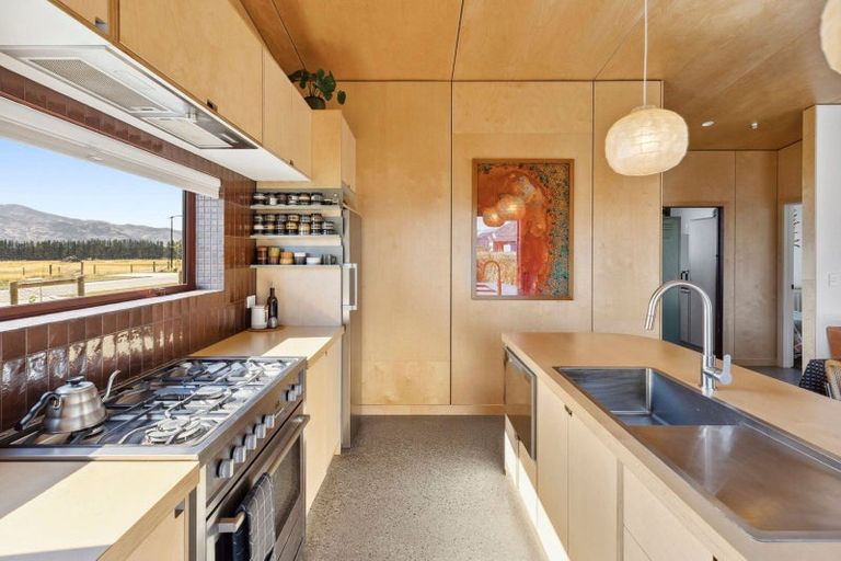 Photo of property in 91 Lost Burn Road, Lake Hawea, 9382