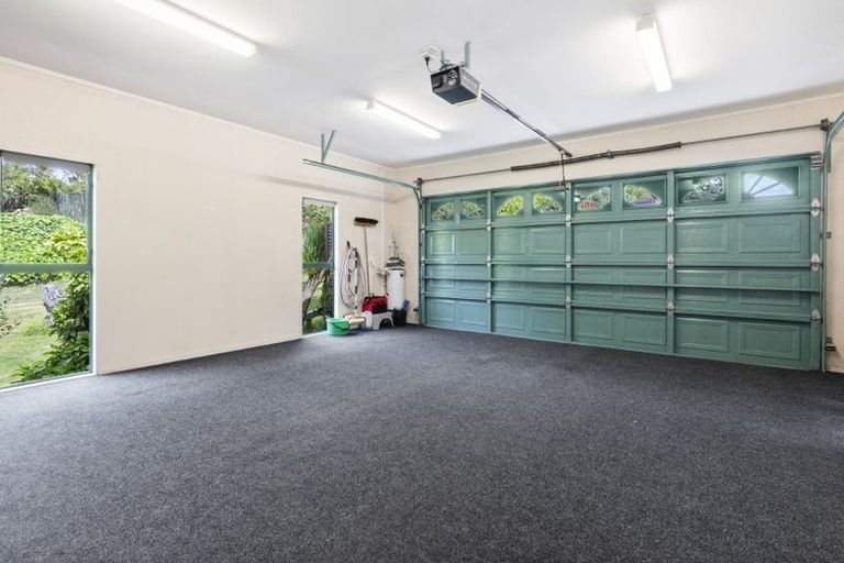 Photo of property in 2 Minchin Crescent, St Andrews, Hamilton, 3200