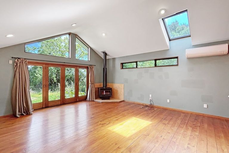 Photo of property in 21 Ilam Road, Upper Riccarton, Christchurch, 8041