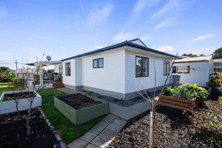Photo of property in 277b Rangiuru Road, Otaki, 5512