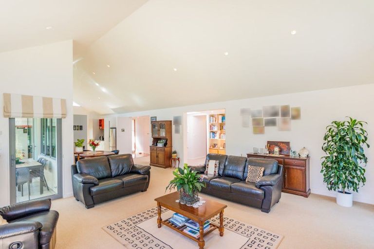 Photo of property in 16 Royal Oak Drive, Kelvin Grove, Palmerston North, 4414