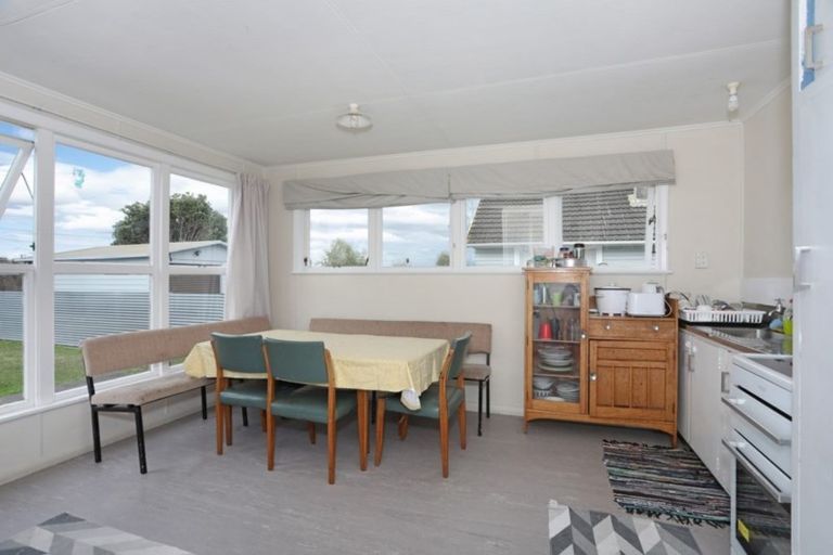 Photo of property in 18 Gordon Crescent, Marton, 4710