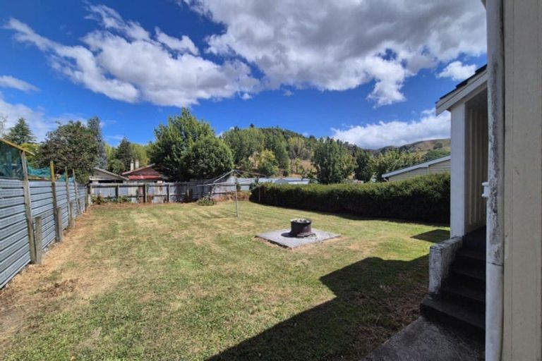 Photo of property in 18 Takahe Street, Taihape, 4720