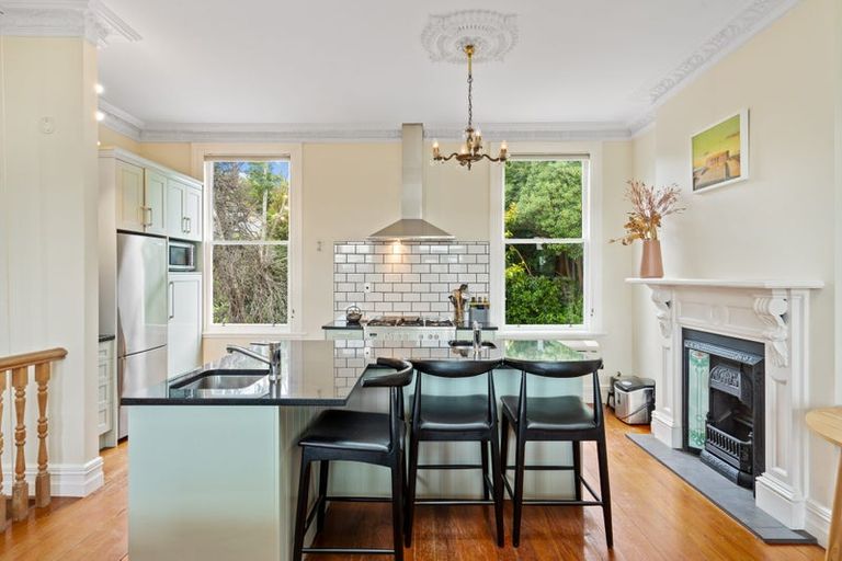 Photo of property in 32 Erin Street, Roslyn, Dunedin, 9010