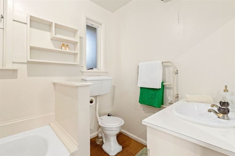 Photo of property in 23 Radbrook Street, Avonhead, Christchurch, 8042