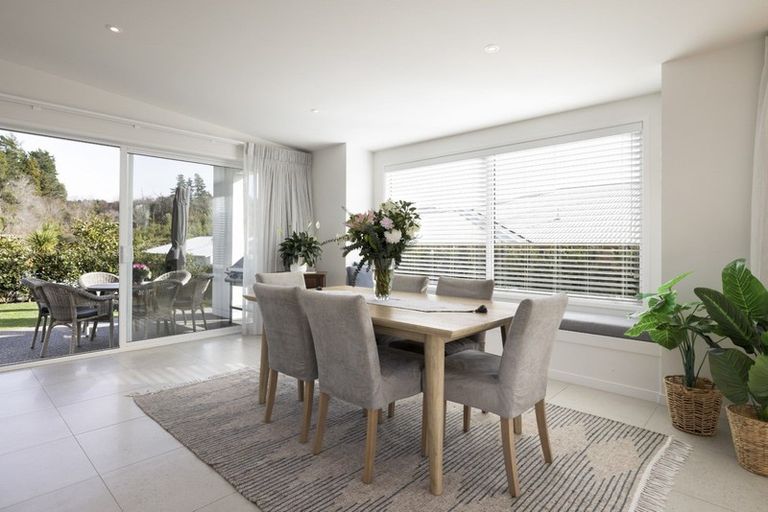 Photo of property in 86 Whakaturou Crescent, Pyes Pa, Tauranga, 3112