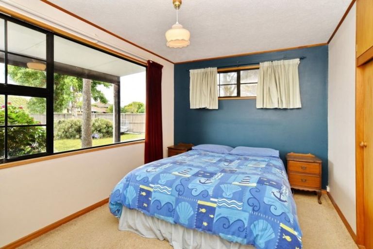Photo of property in 101 Waratah Street, Avondale, Christchurch, 8061