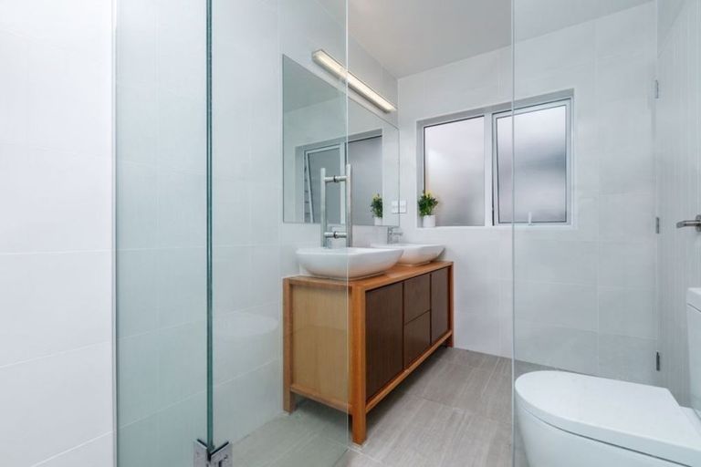 Photo of property in 45 Golden Morning Drive, Albany Heights, Auckland, 0632