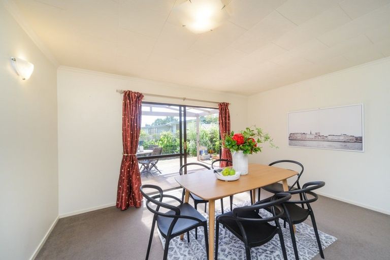 Photo of property in 42a Clifton Terrace, Fitzherbert, Palmerston North, 4410