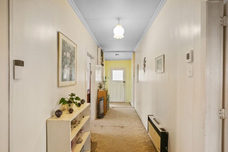Photo of property in 157 Cambridge Street, Levin, 5510