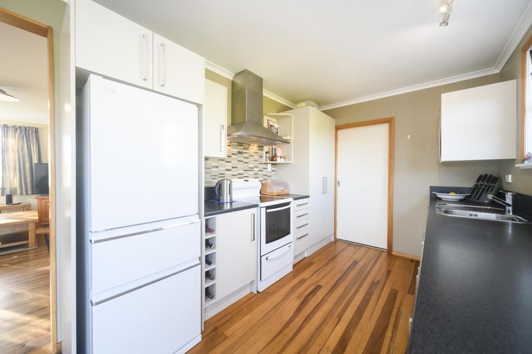 Photo of property in 20 Thames Street, Roslyn, Palmerston North, 4414