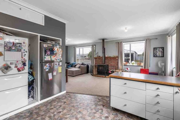 Photo of property in 24 Denton Street, Gore, 9710