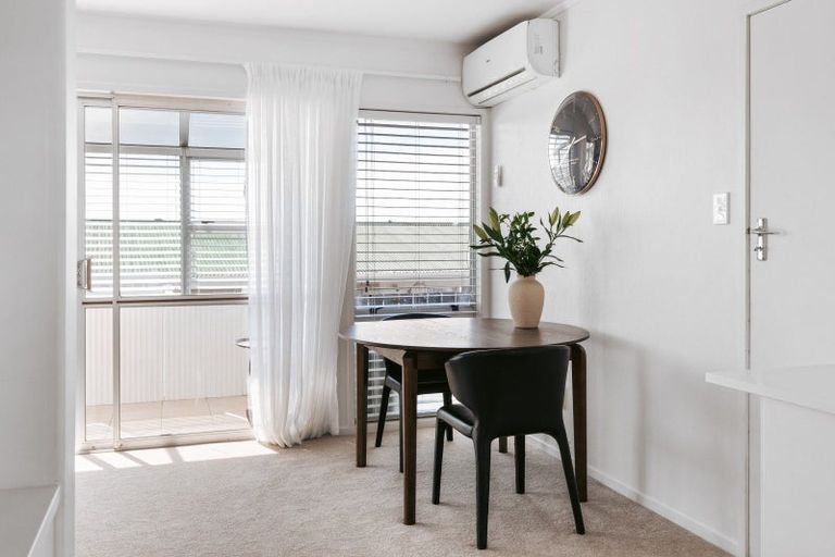 Photo of property in 138b Kingswood Road, Brookfield, Tauranga, 3110