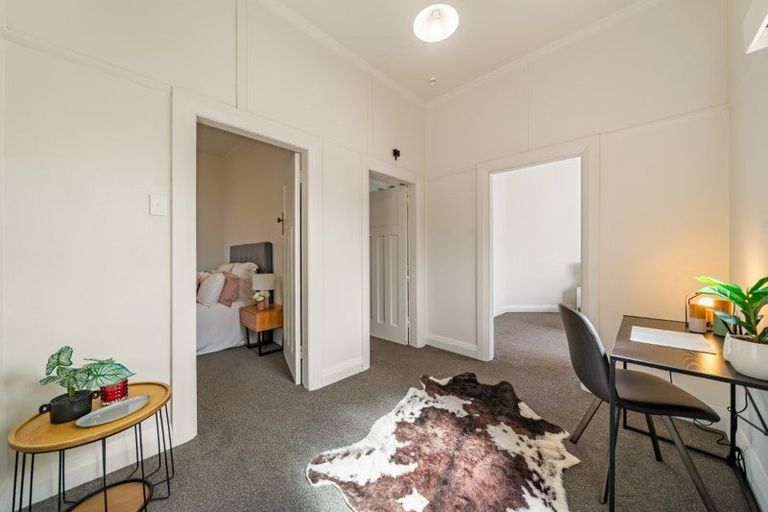 Photo of property in 8 Roxburgh Grove, Petone, Lower Hutt, 5012