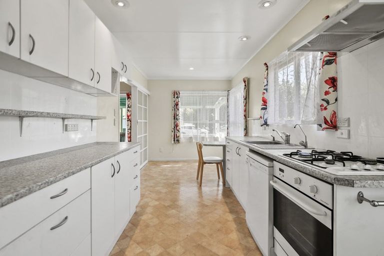 Photo of property in 9 West Crescent, Te Puru, Thames, 3575