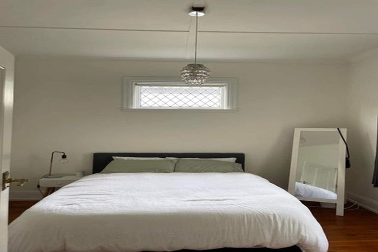 Photo of property in 39 Richmond Street, Petone, Lower Hutt, 5012