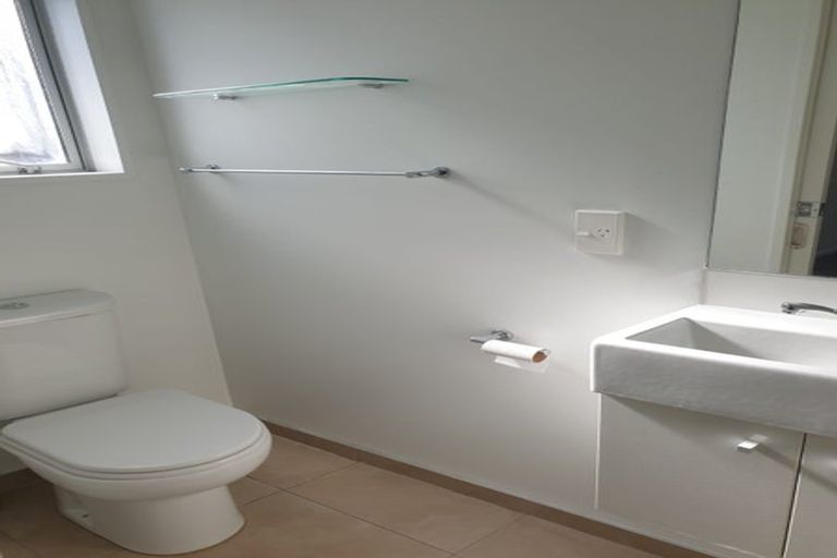 Photo of property in 66a Springfield Road, St Albans, Christchurch, 8014