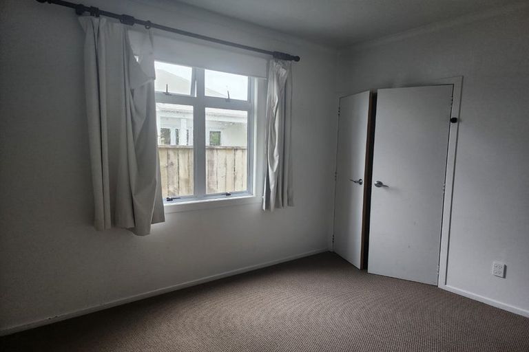 Photo of property in 12 Vogel Street, Fitzroy, New Plymouth, 4312