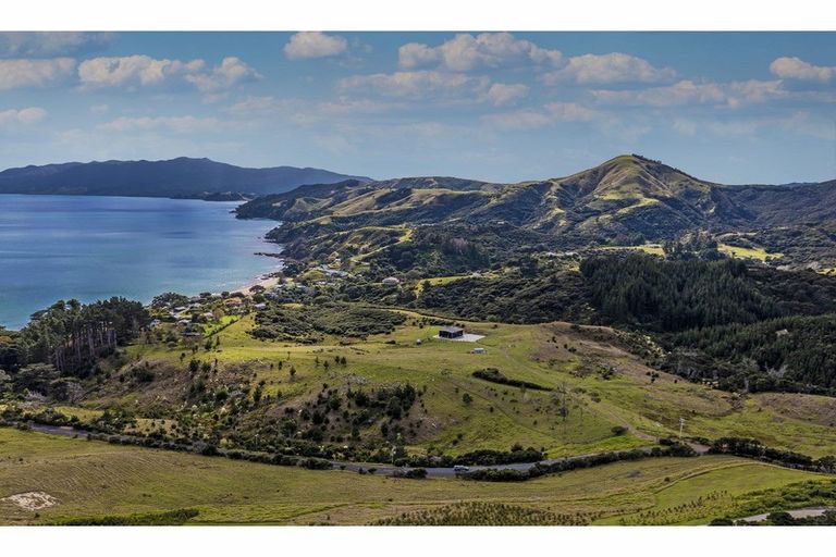 Photo of property in 1579 Colville Road, Amodeo Bay, Coromandel, 3584