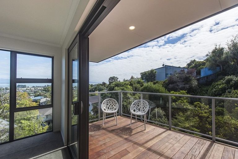 Photo of property in 19a Rangiora Terrace, Tahunanui, Nelson, 7011