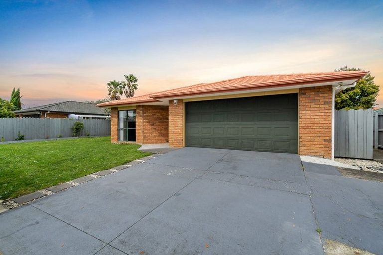 Photo of property in 32 Eastland Road, Flat Bush, Auckland, 2019