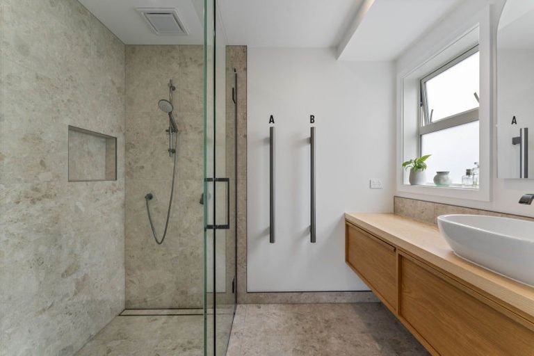 Photo of property in 39 Chesham Avenue, Waipahihi, Taupo, 3330