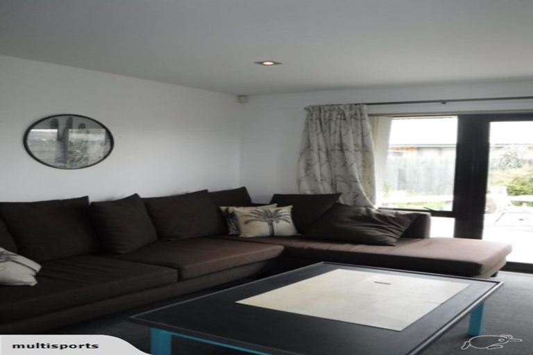 Photo of property in 93 Kotuku Crescent, Woolston, Christchurch, 8023