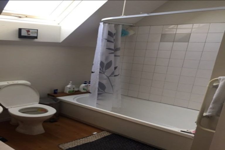 Photo of property in 1/455 Barbadoes Street, Edgeware, Christchurch, 8013