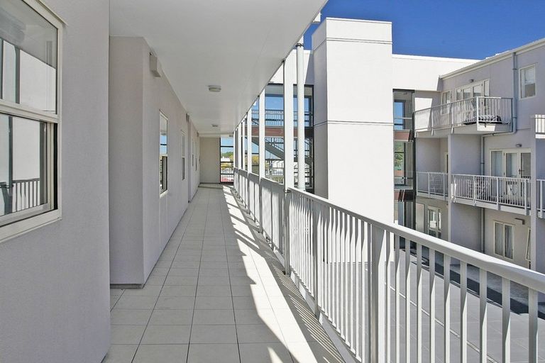 Photo of property in Luxford Villas, 308/72 Herald Street, Berhampore, Wellington, 6023