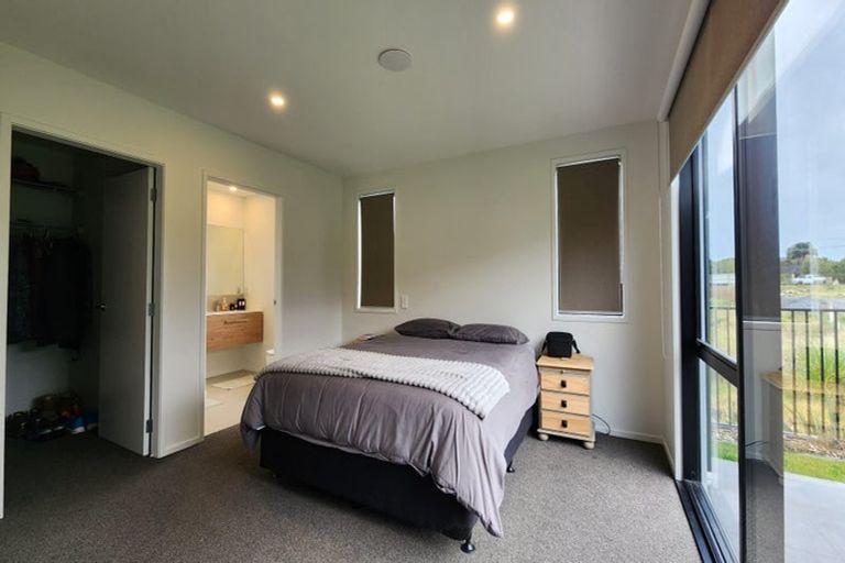 Photo of property in 117 Glenbervie Drive, Glenbervie, 0173