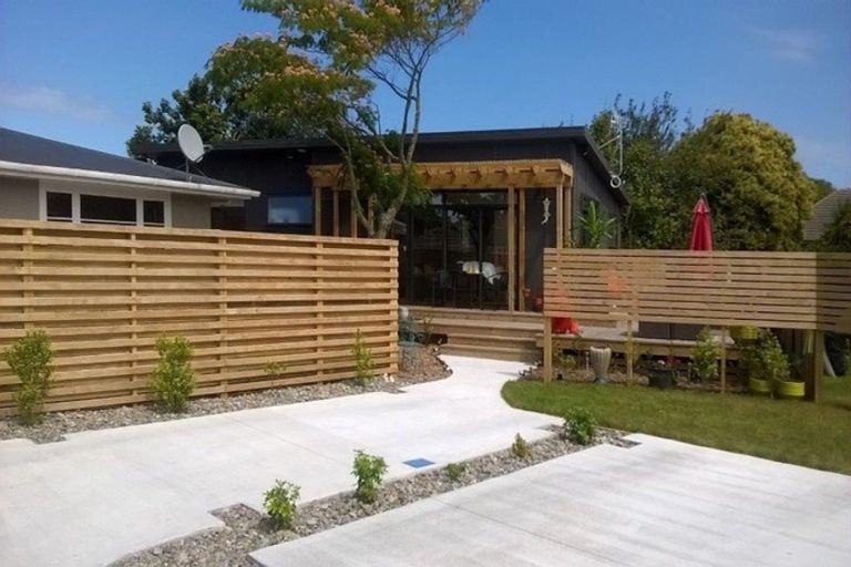 Photo of property in 9a Denbigh Place, Awapuni, Palmerston North, 4412