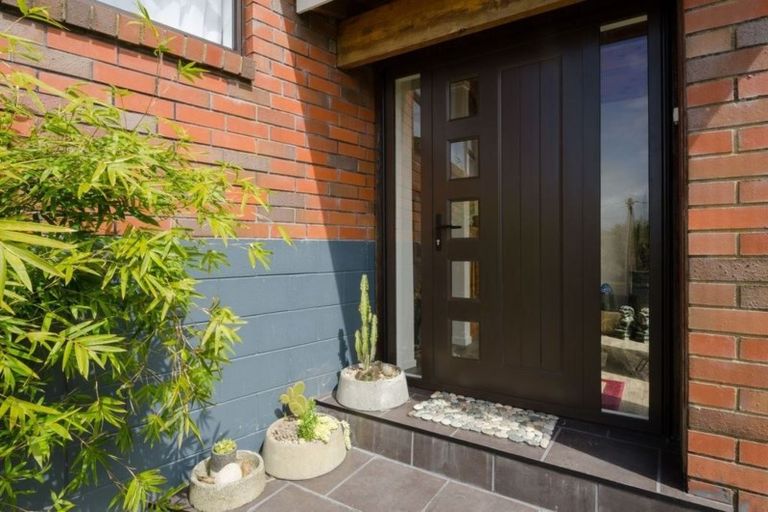 Photo of property in 23 Matua Road, Huapai, Kumeu, 0810