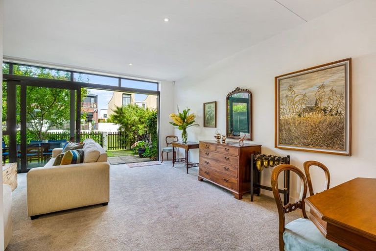 Photo of property in 23 Isitt Road, Hobsonville, Auckland, 0616