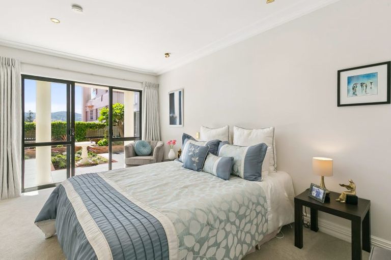 Photo of property in 3/22 Oriental Terrace, Oriental Bay, Wellington, 6011