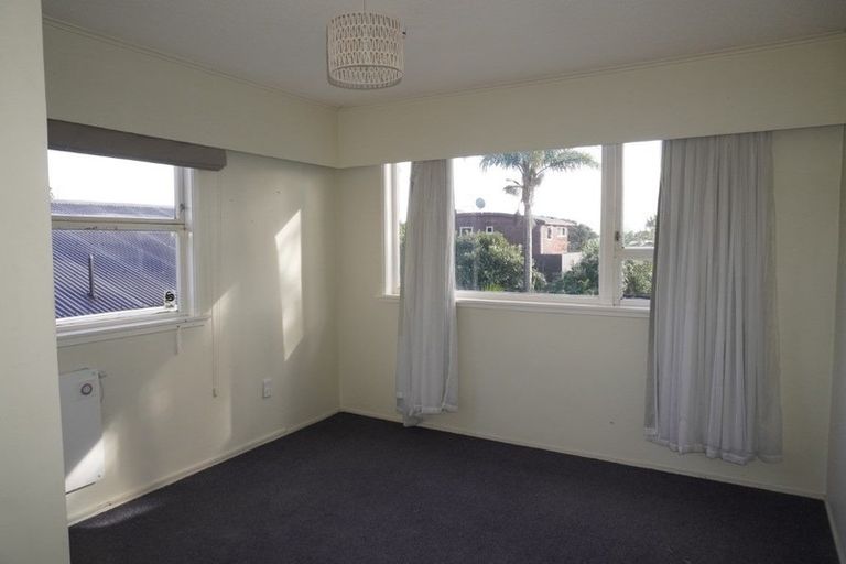 Photo of property in 80 Ngataringa Road, Devonport, Auckland, 0624